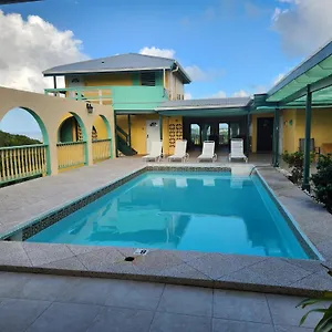  Holiday home The View
